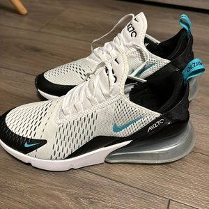 Nike Air Max 270